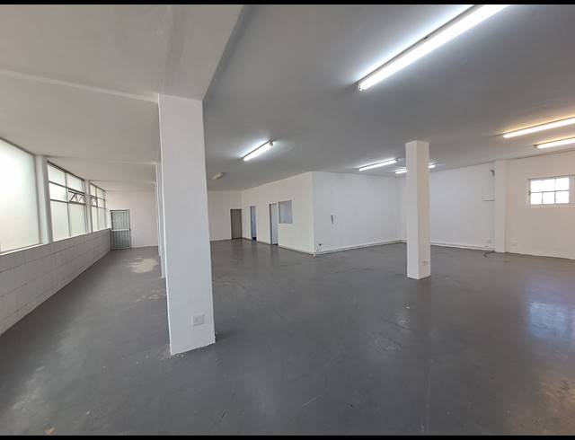 215M² OFFICE TO LET IN GLENHAZEL